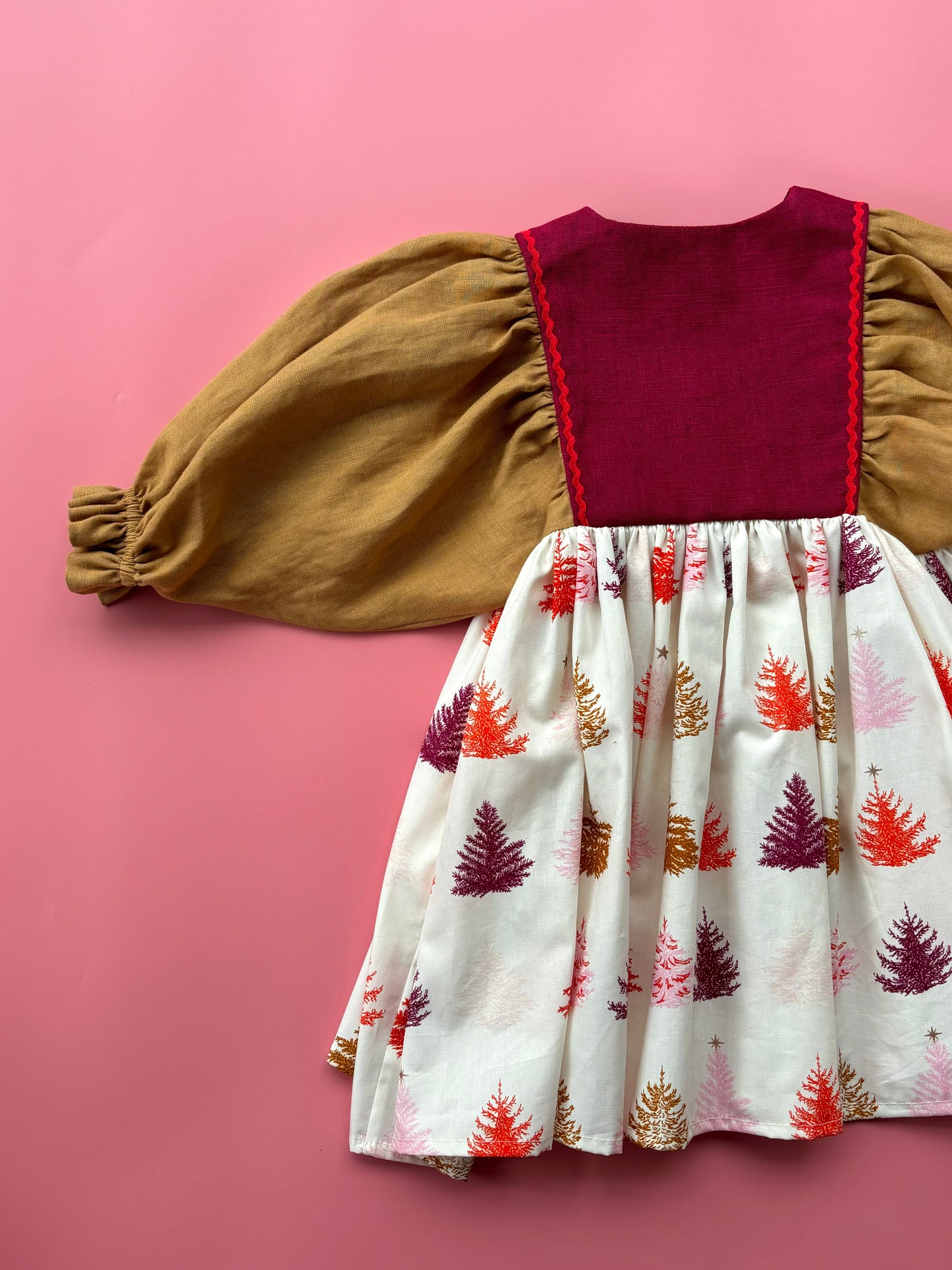 Buggyos ujjú karácsonyi ruha