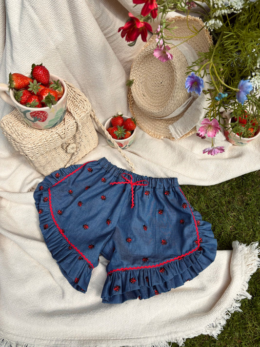 Katica fodros rövidnadrág