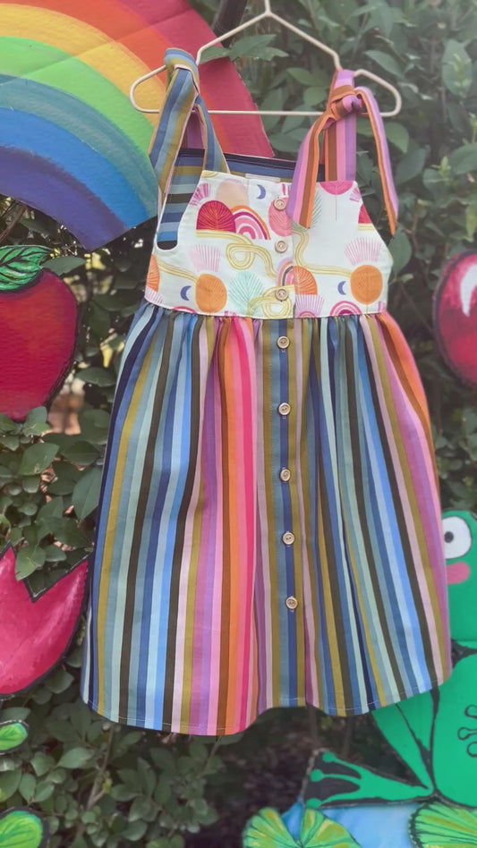 Color magic dress